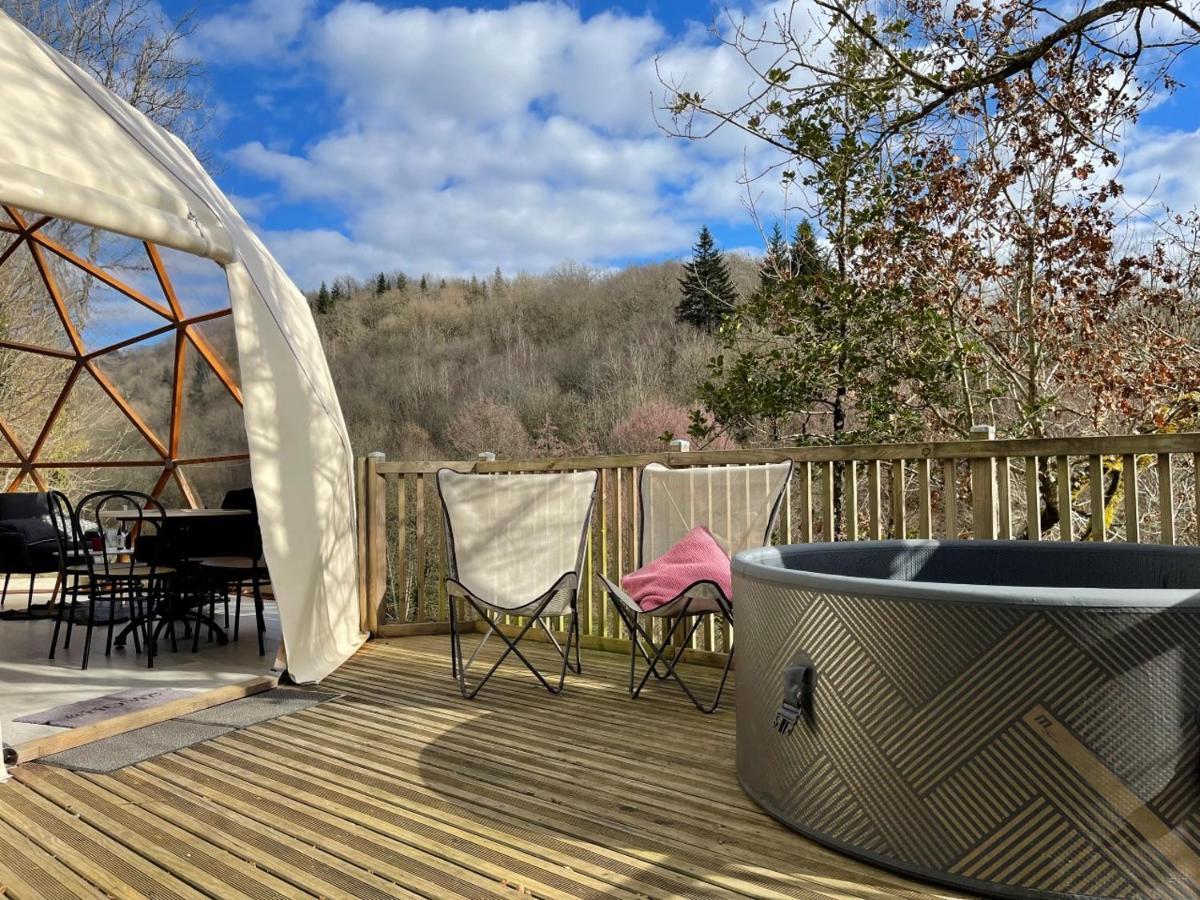 Camping Moulin De Chaules Saint-Constant Екстериор снимка