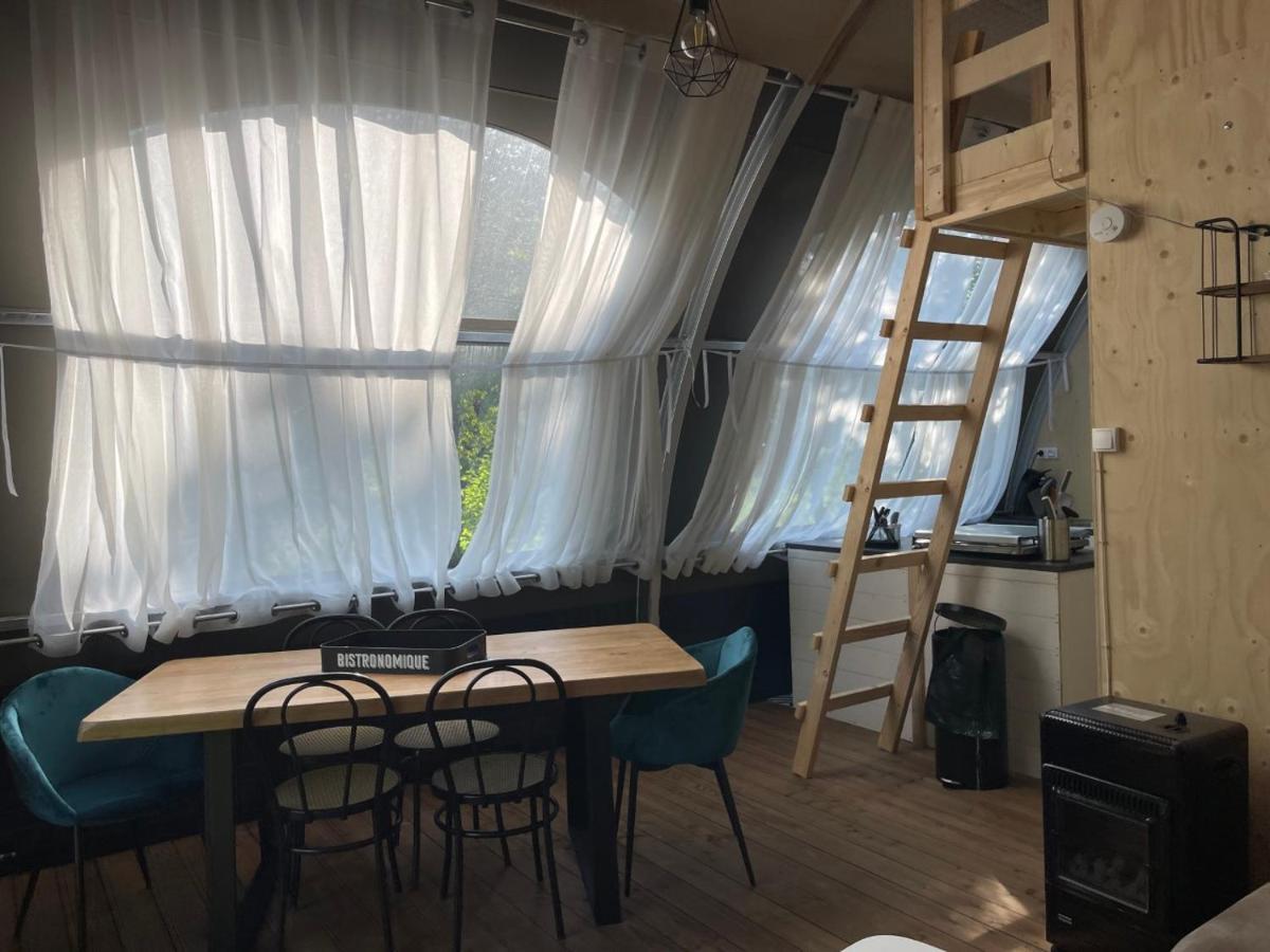 Camping Moulin De Chaules Saint-Constant Екстериор снимка