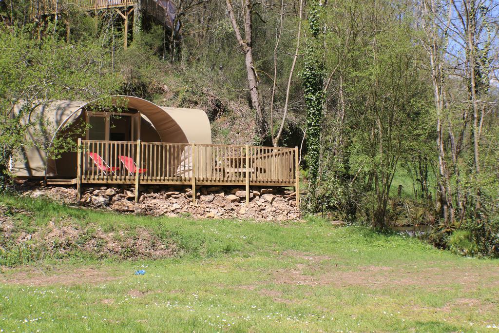 Camping Moulin De Chaules Saint-Constant Екстериор снимка